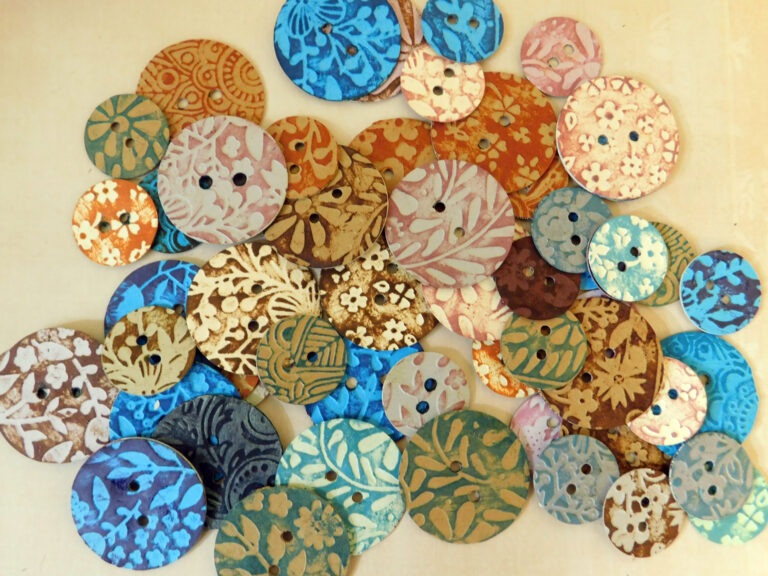 Read more about the article BoHo Buttons