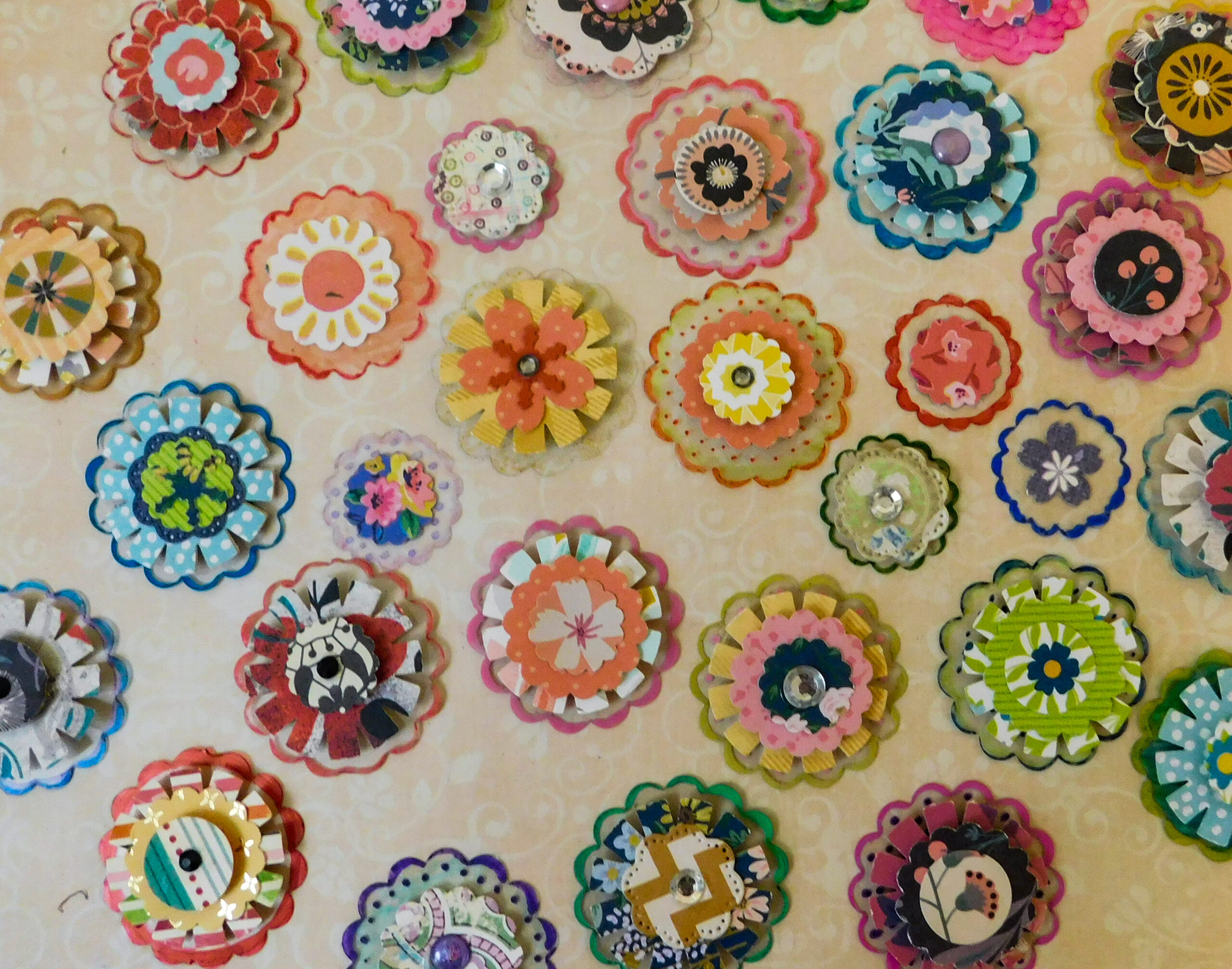 Read more about the article DIY Acetate & Paper Stickers